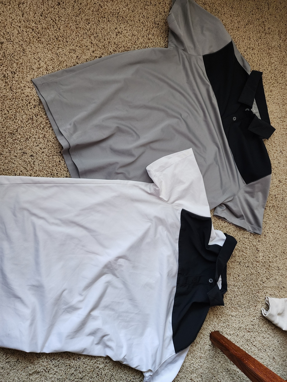 Lot 2 -Great Northwest Performance Company Company Men's Large Color Block Golf